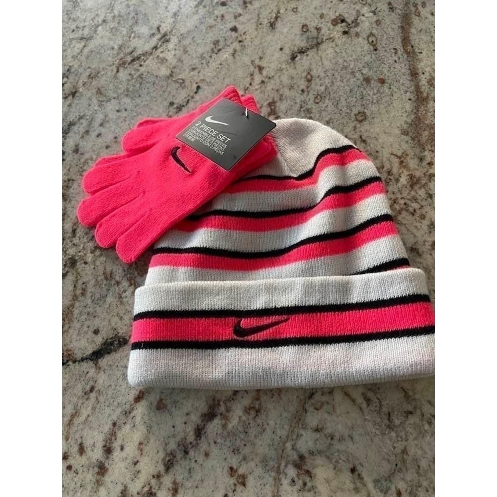 Nike Kids Youth Beanie Hat And Gloves Set ~ New